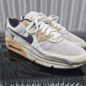 Men's Nike Air Max 90 SE "Swoosh Fiber" (DV3335-100) Sz. 10.5